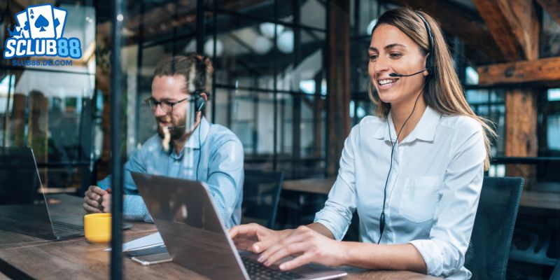 Bộ phận chăm sóc khách hàng SCLUB88 đảm bảo quyền lợi thành viên.